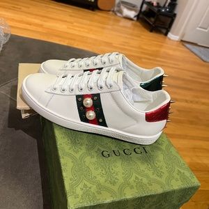 Gucci Studded Women’s